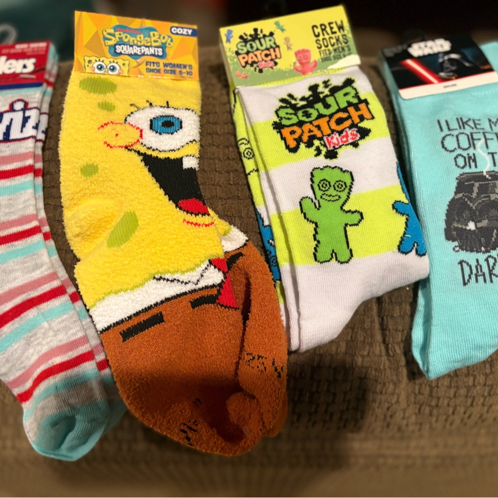 4 pairs of random retro Crew Socks SpongeBob, Star Wars, twizzlers, sour patch